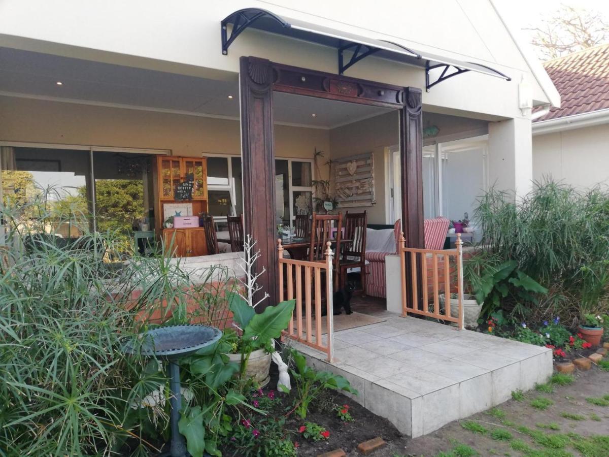 The Coelacanth Guest House And Beach Thyme Self Catering Kidd's Beach Ngoại thất bức ảnh